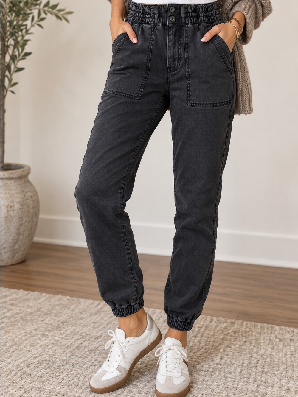 American Eagle High Waisted Jegging Joggers Size 4 Black